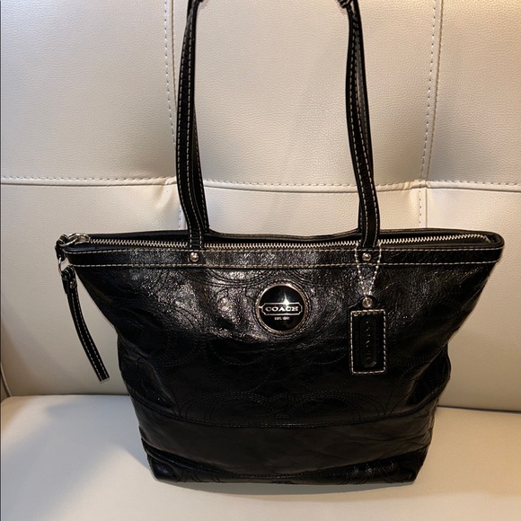 Coach Signature C Stitch Black Patent Leather Tote Bag - Picture 1 of 16